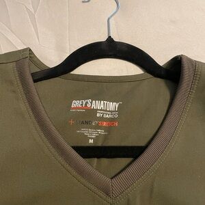 Grey’s Anatomy scubs - olive, stretch, worn once